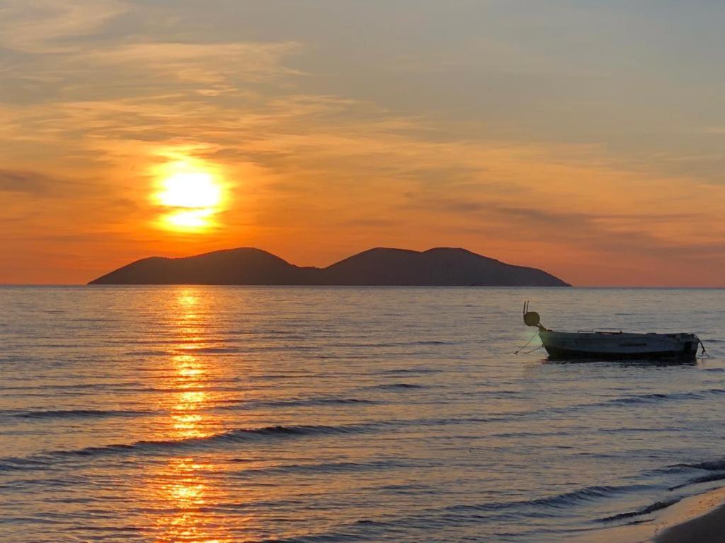 Corazon Guest House Vlorë 外观 照片