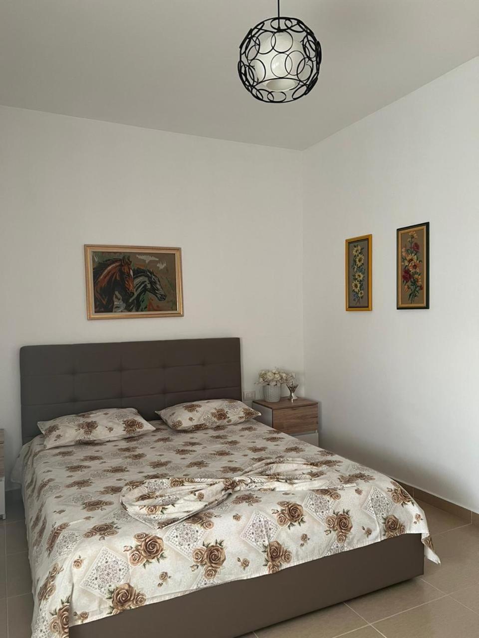 Corazon Guest House Vlorë 外观 照片